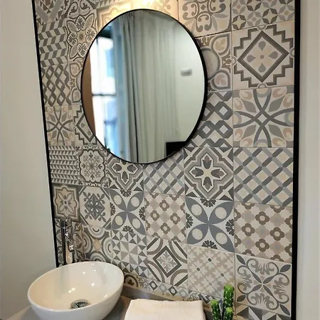 ゲストハウス ロケフェール セントラル ルームズ ビルバオ