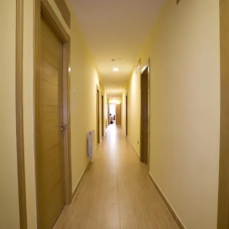 ゲストハウス ロケフェール セントラル ルームズ ビルバオ