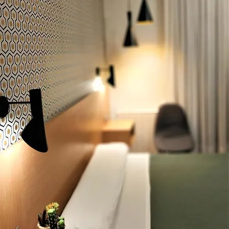 Gasthof Roquefer Bilbao Central Rooms